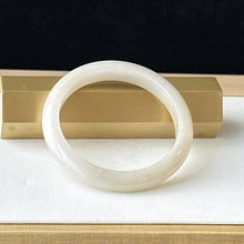 Load image into Gallery viewer, 112851 51.2mm Slim Translucent Snow Pear White Jade Bangle
