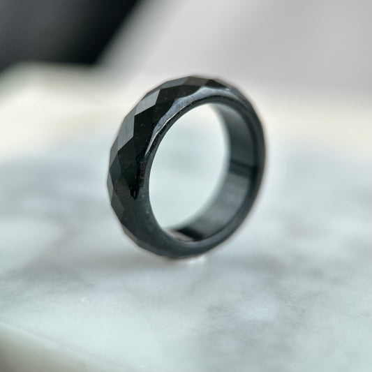 18.2mm Black Wuji Jadeite Ring
