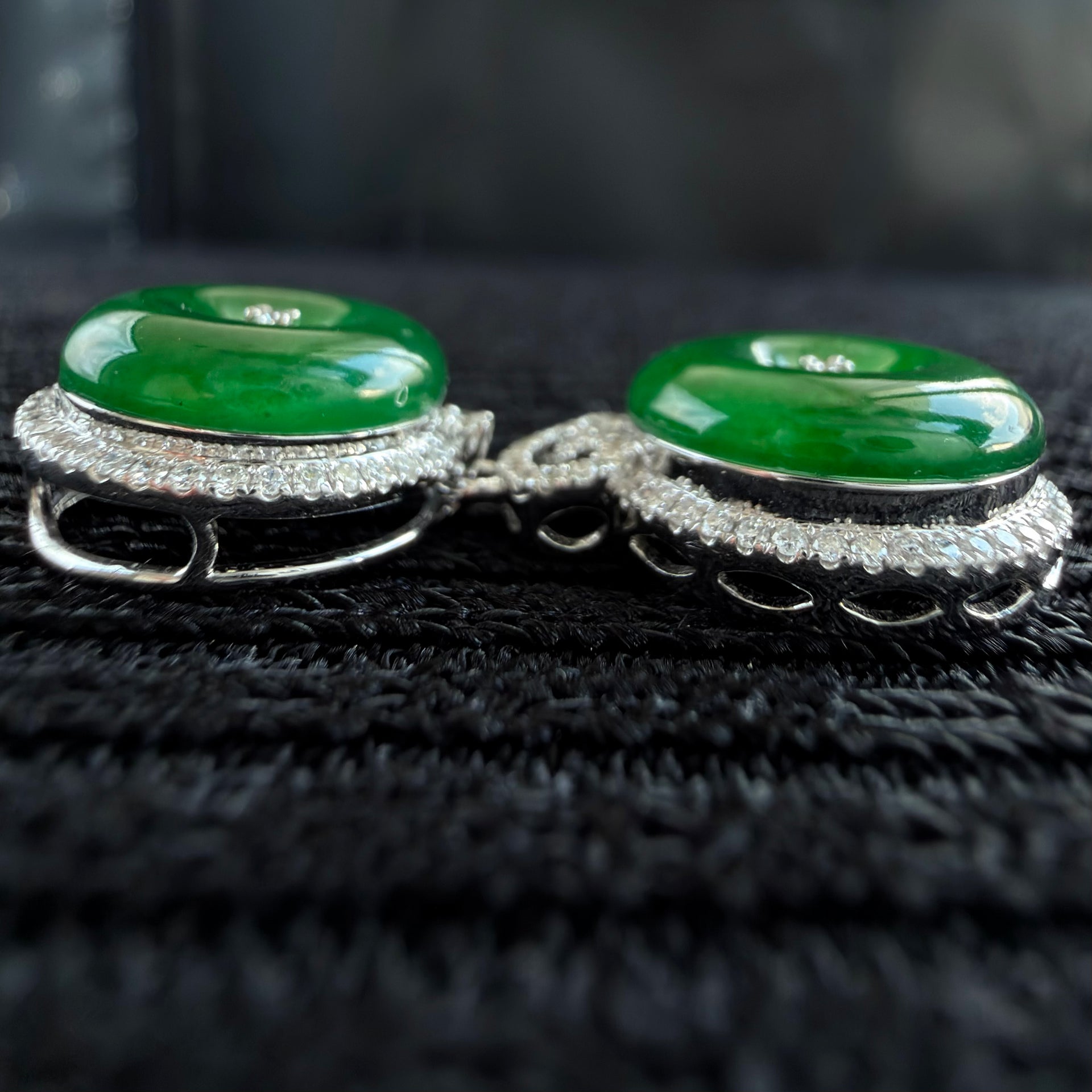 Celestial Duo 双圆映辉 · New Edition