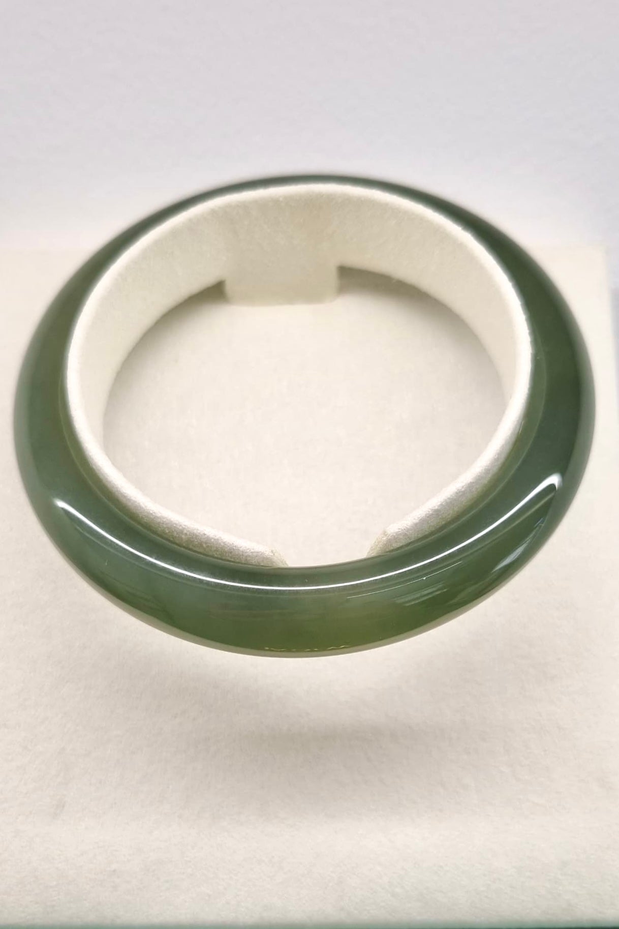 The Kyoto Bamboo Grove 56.0mm Nephrite Bangle 京都竹林  (Preview)