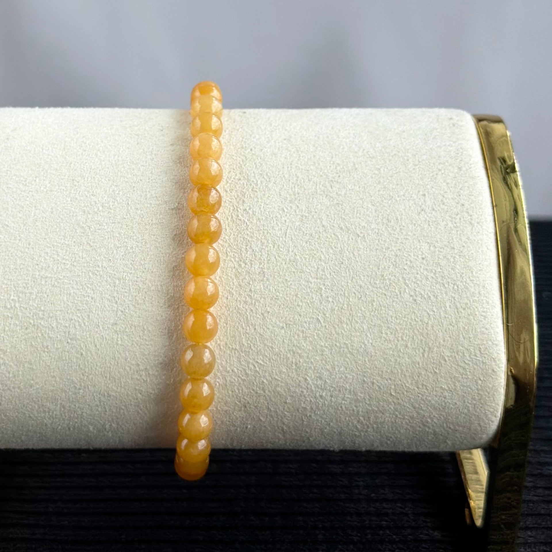 The Sunlit Nectar 5.4mm Jadeite Bracelet 朝阳蜜露