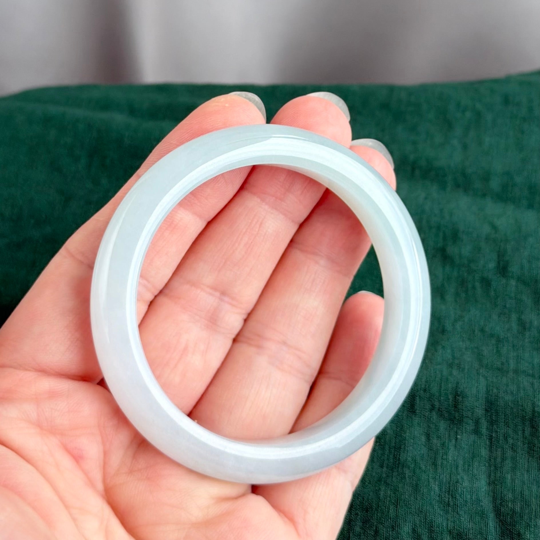 Veil of the Jade Sea Jadeite Bangle 52.6mm 玉海轻纱