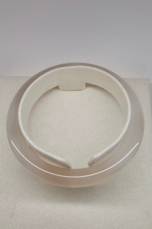 First Snow at Arashiyama 55.4mm Nephrite Bangle 岚山初雪