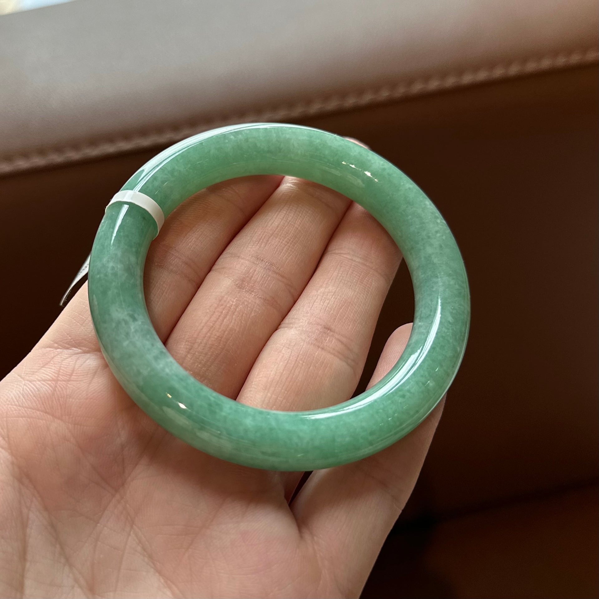 10653 53.5mm Full Apple Green Rounded Jadeite Bangle