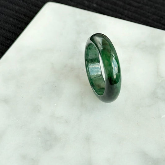 19.1mm Whispering Light Jadeite Ring 绿光森林