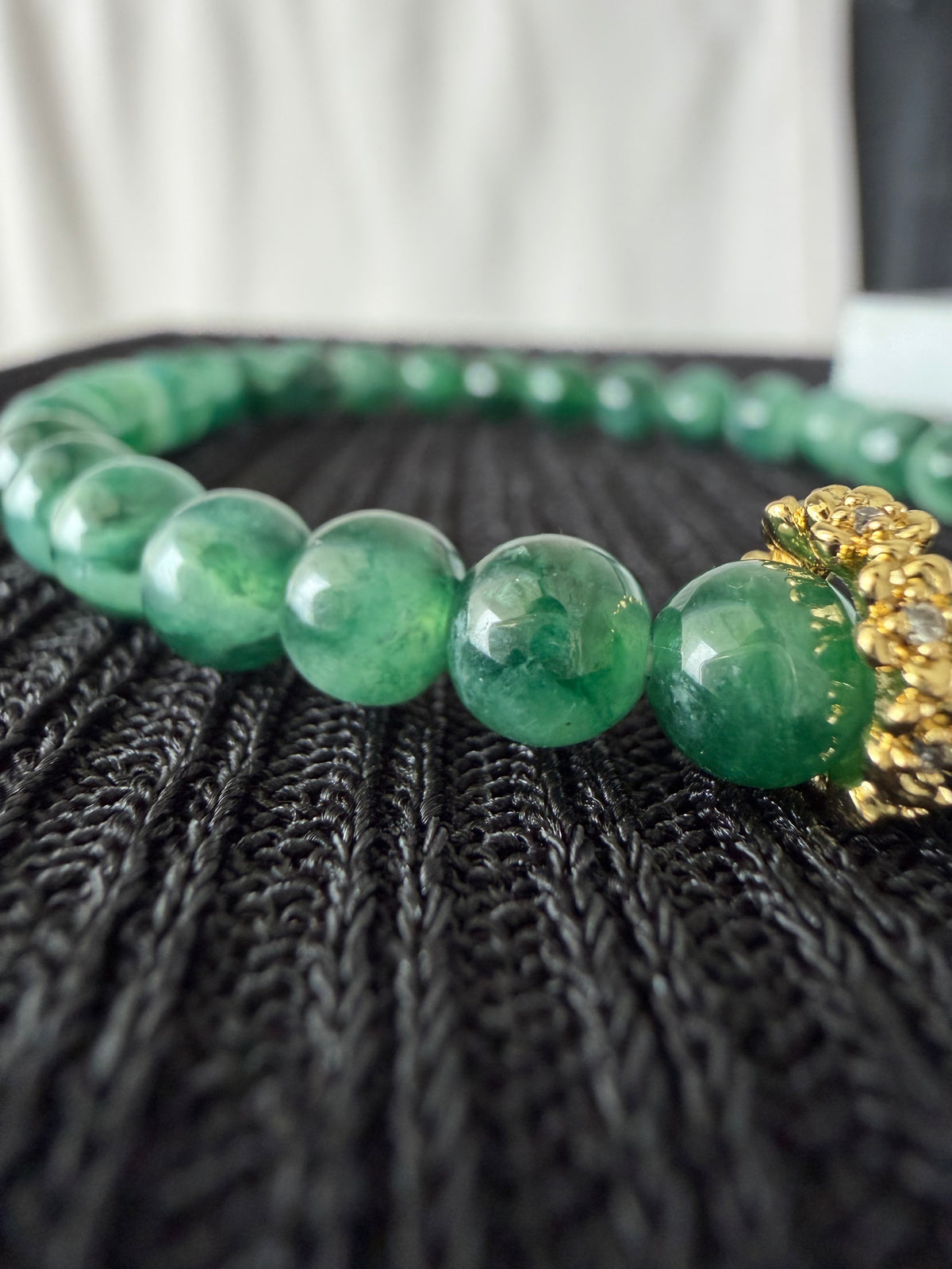 Emerald Peaks 6mm Jadeite Bracelet 青山 (Preview)