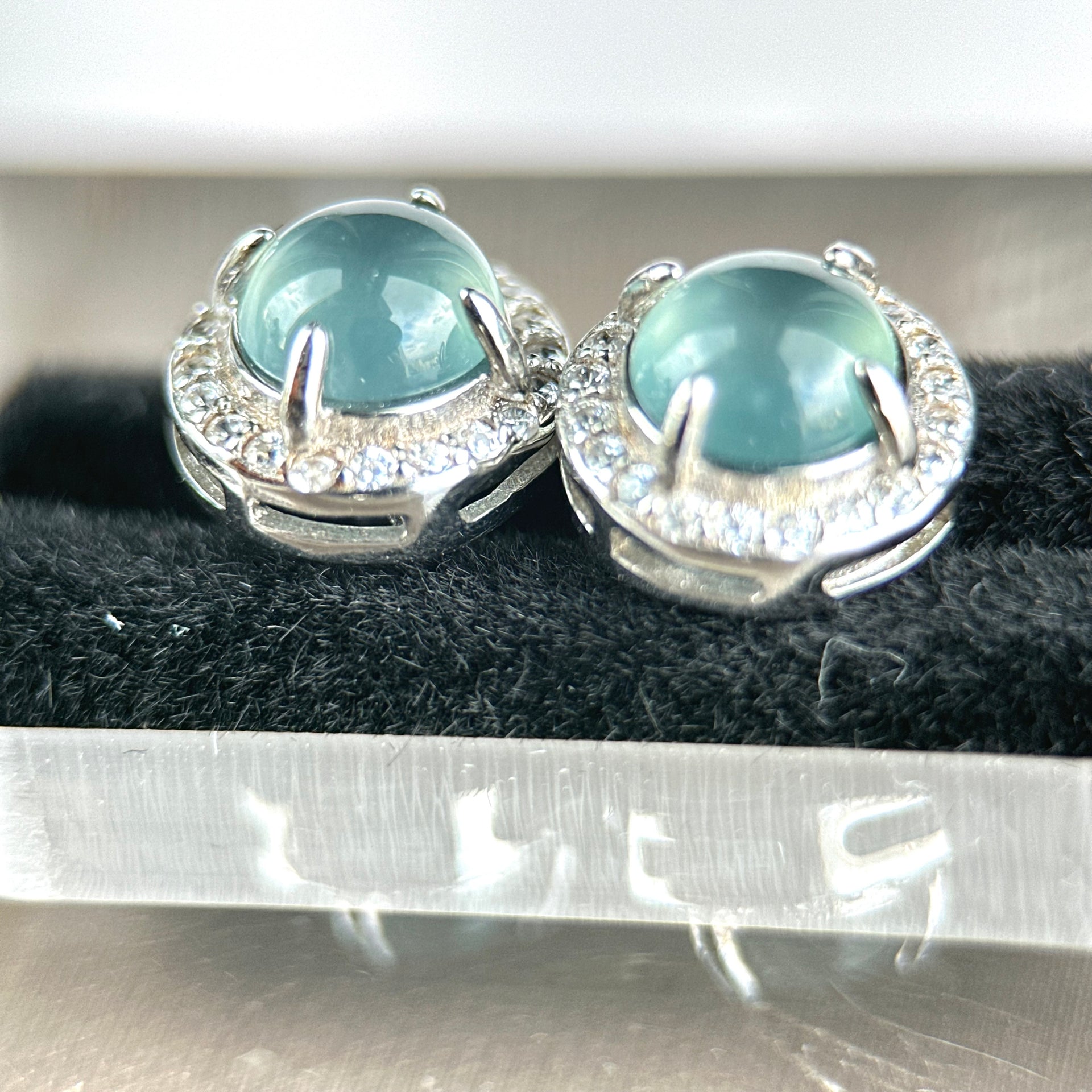 101888 Highly Translucent Sky Blue Jadeite Stud Earring and Ring