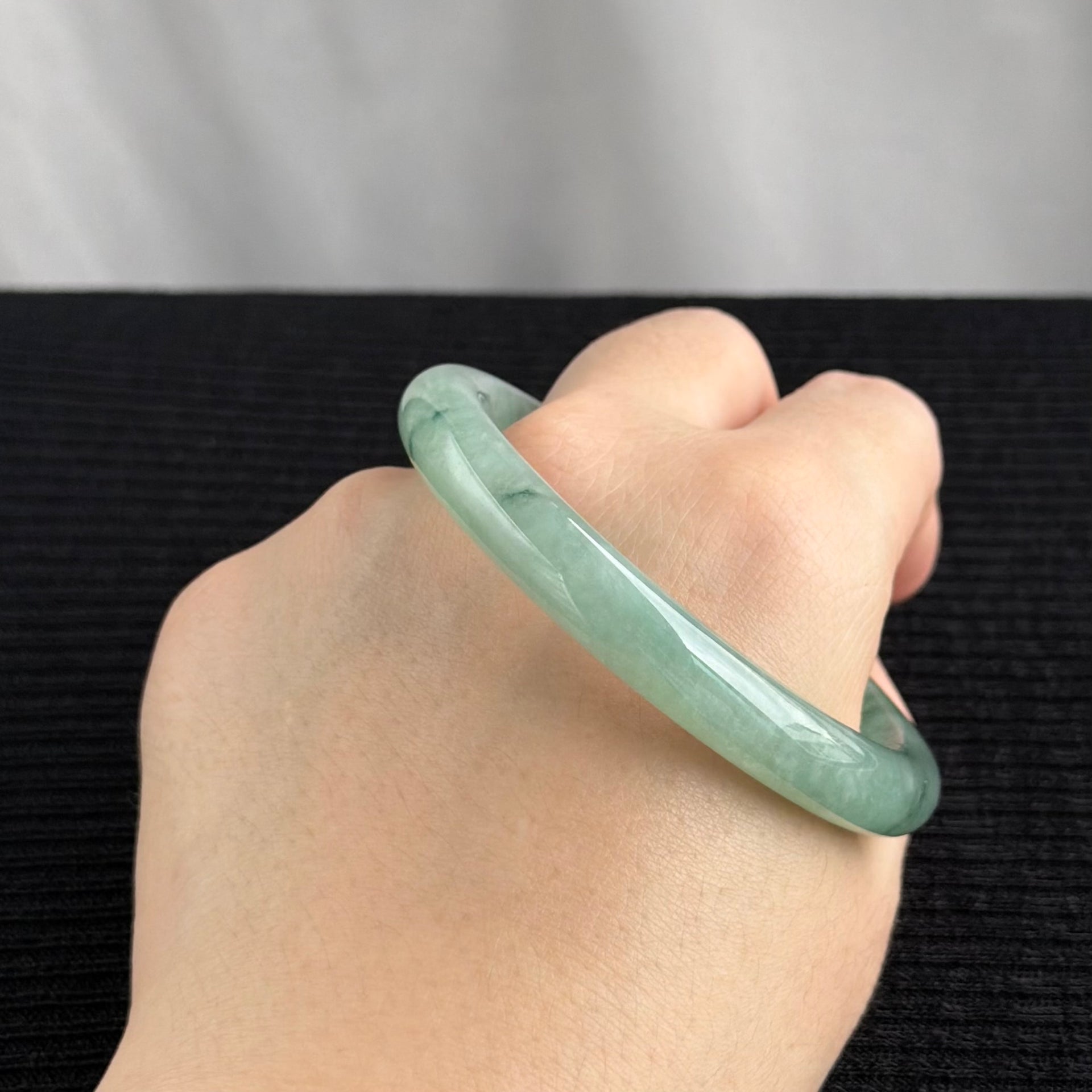 West Lake Mist Rounded Jadeite Bangle 56.5mm 西湖烟雨