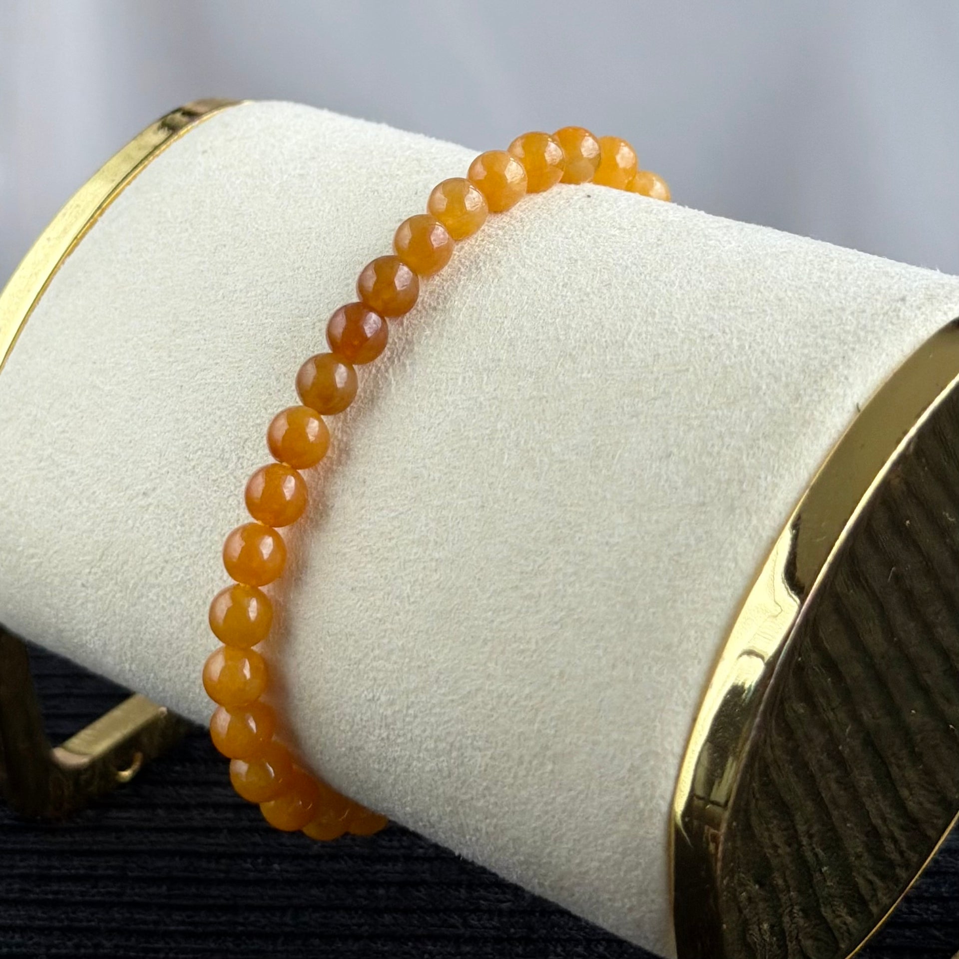 The Sunlit Nectar 5.4mm Jadeite Bracelet 朝阳蜜露