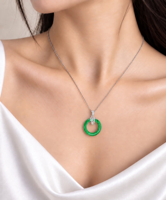 Emerald Halo Jade Pendant 翠环祥云