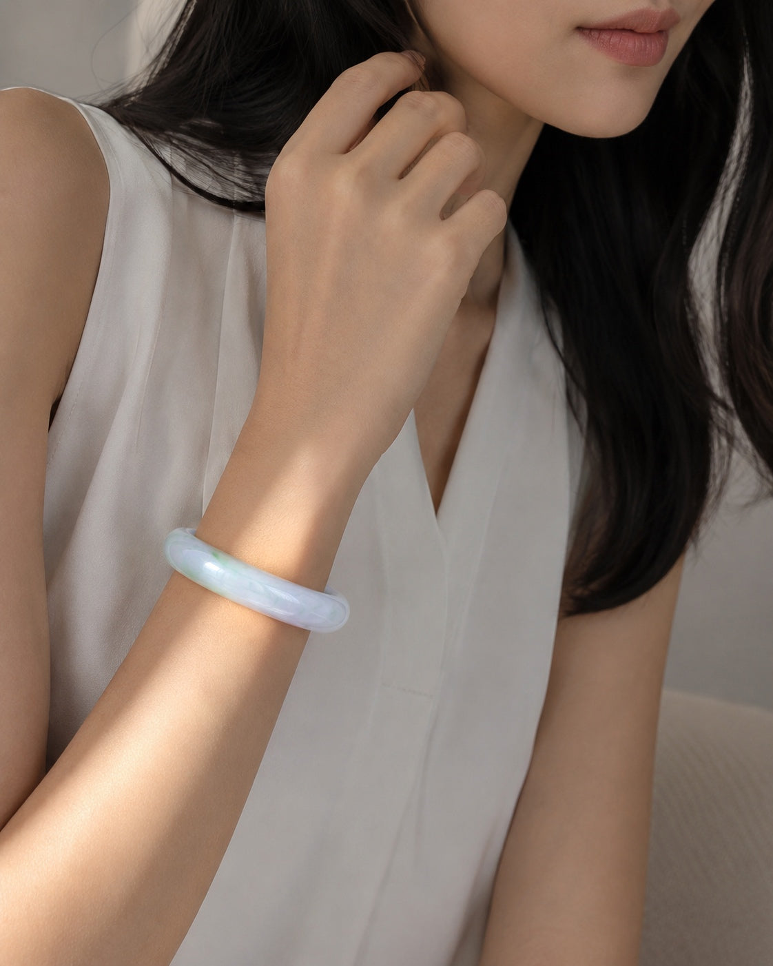 Orchids in the Hidden Valley 53.9mm Jadeite Bangle 幽谷兰香