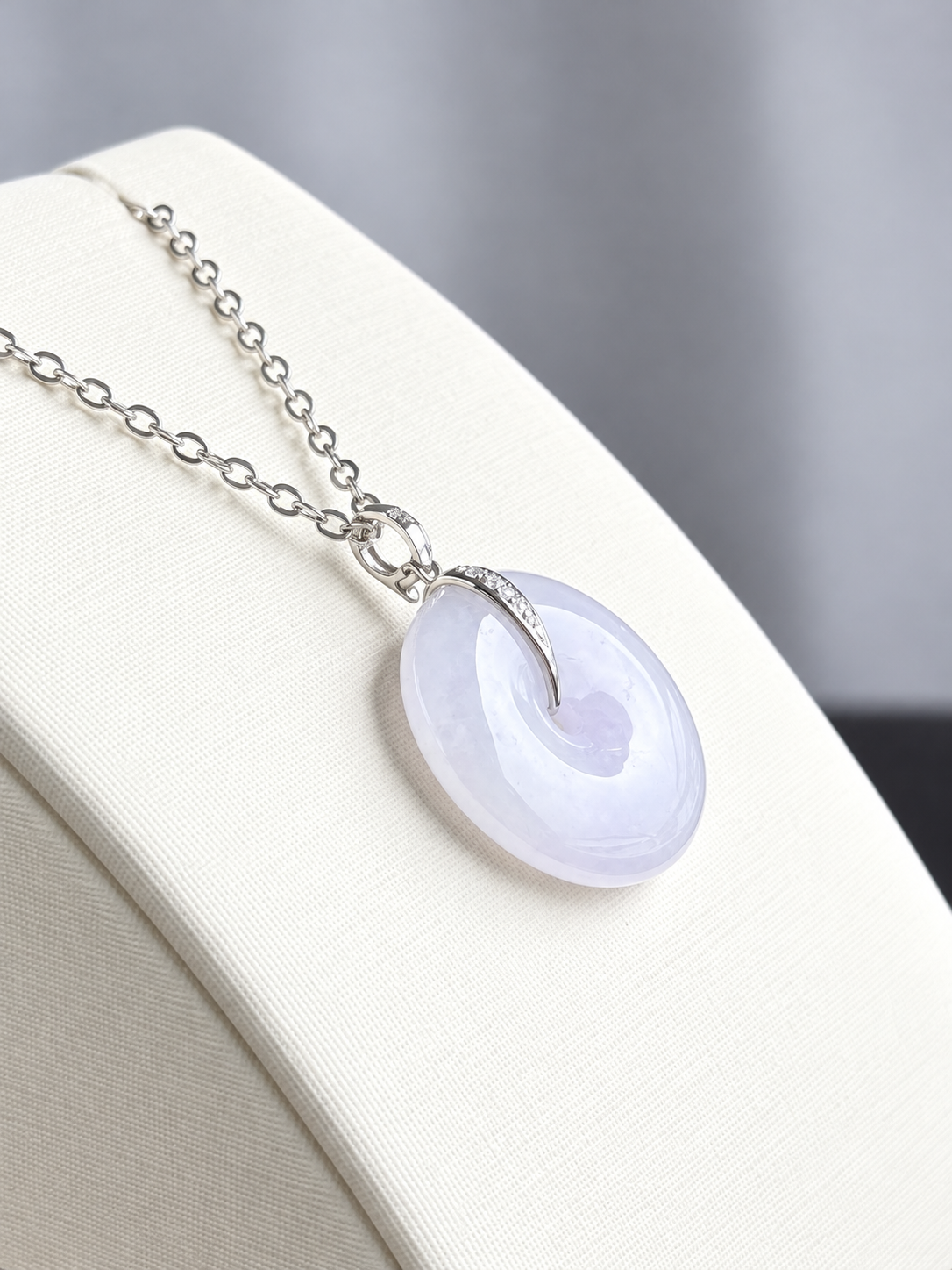 Full Moon Reunion Lavender Jadeite Pendant 花好月圆 (Preview)