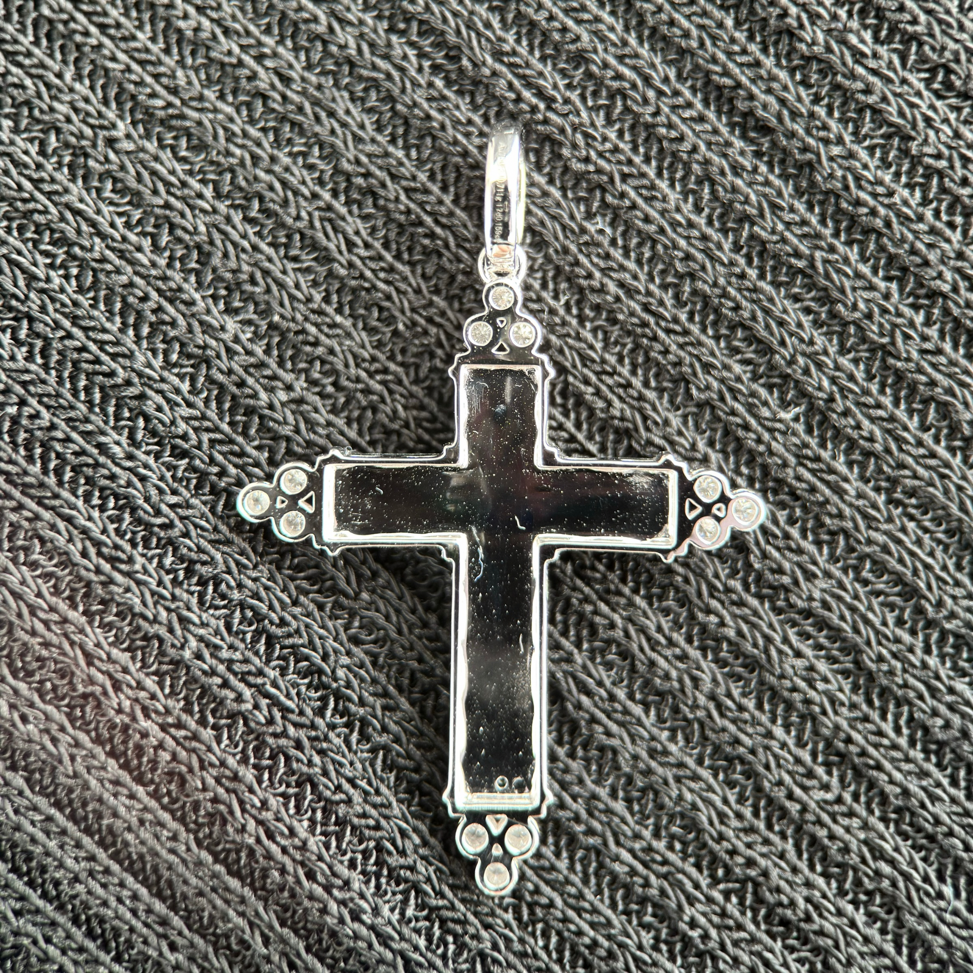 Emerald Faith Jadeite Pendant 翠耀信念