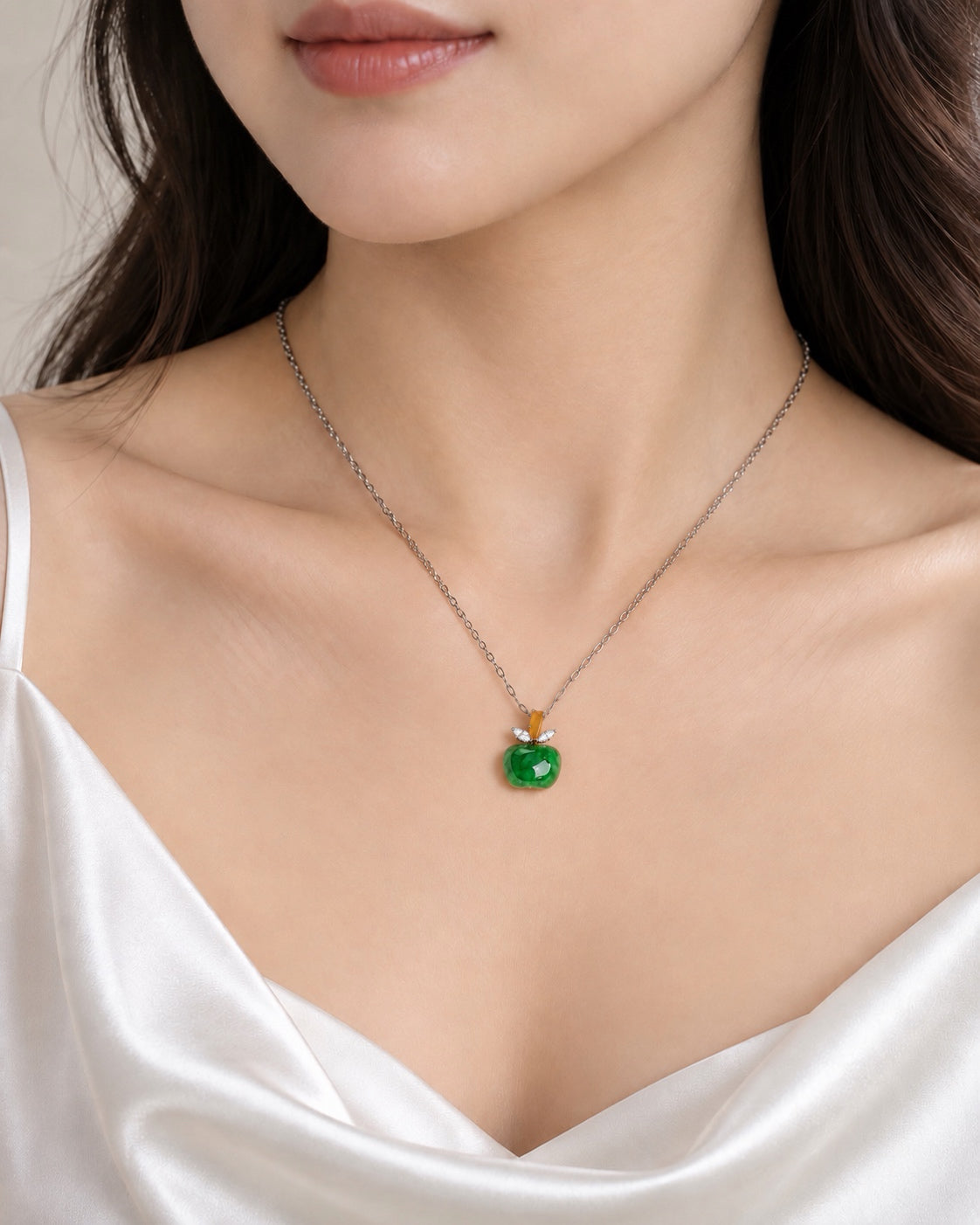 The Emerald Orchard Jade Pendant 翠林华果 (Preview)