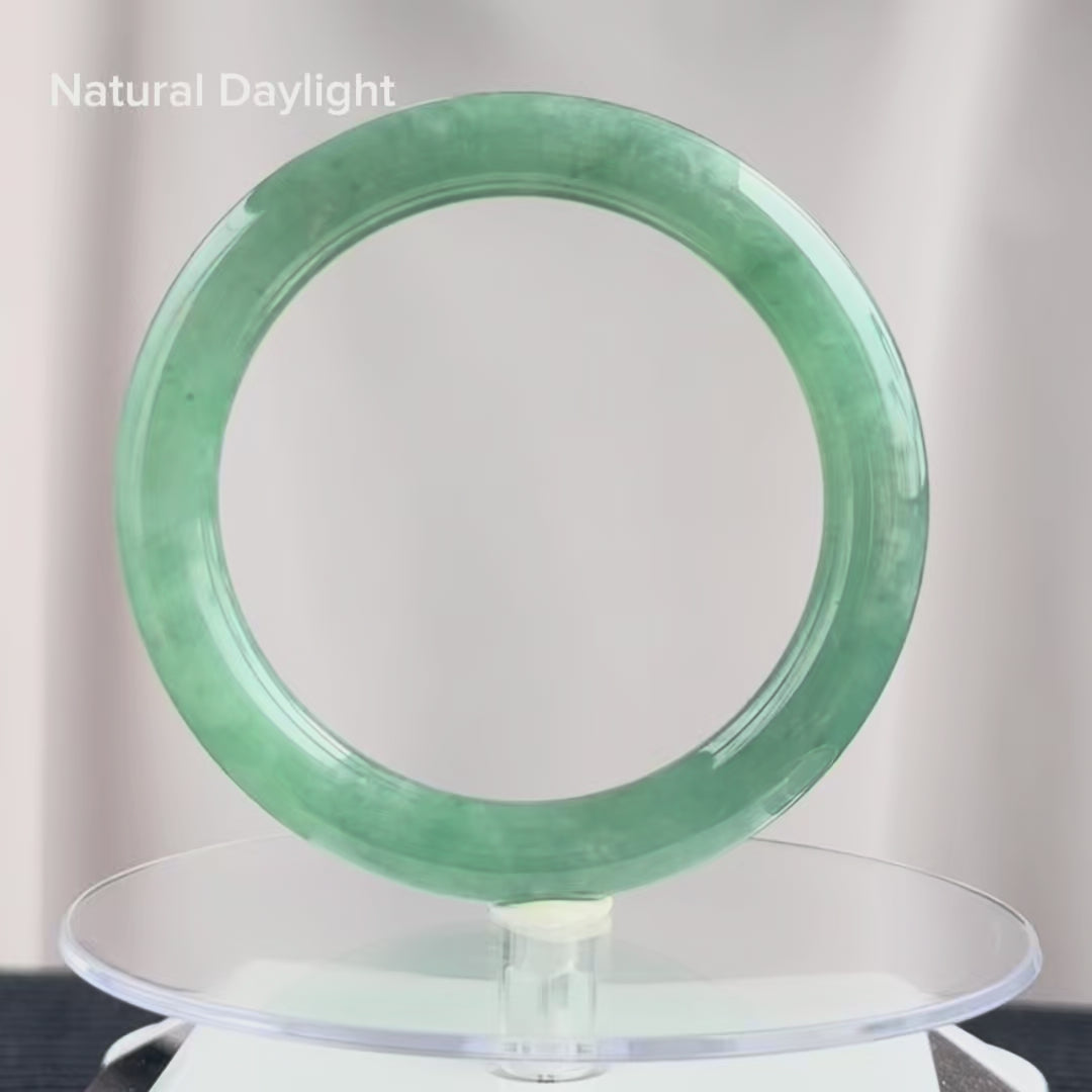 Misty Morning at the Bamboo Forest 56.0mm Jadeite Bangle 翠竹晨雾