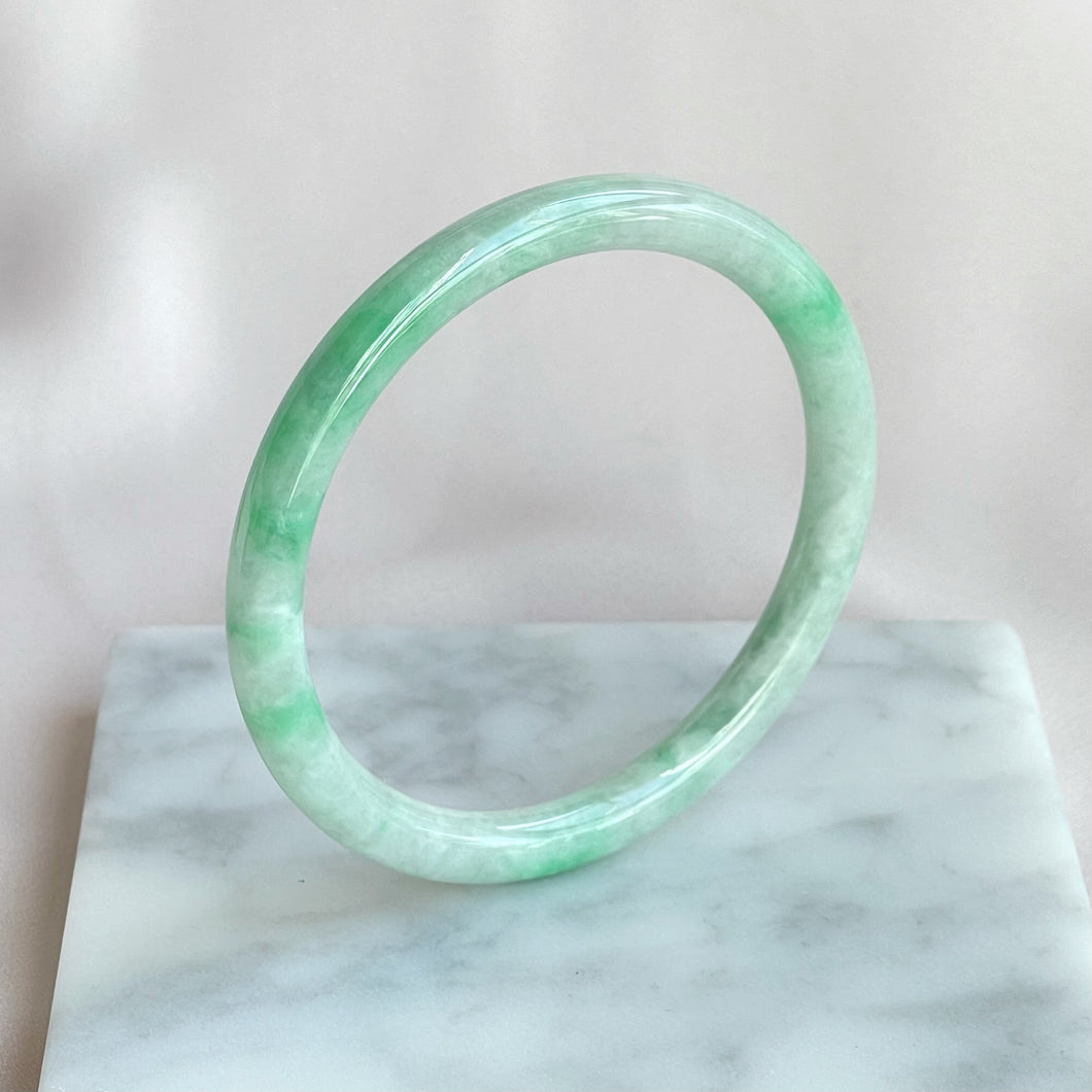 71258 57.8mm Slim Cut Rounded Jadeite Bangle Baby Green with Bright Green Floral