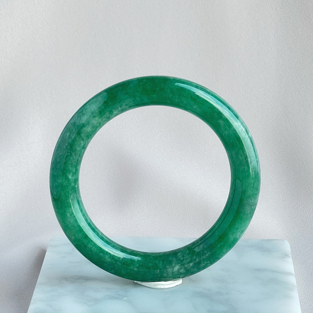 41857 57.0mm Full Intense Bright Green Rounded Jadeite Bangle