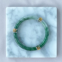 Load image into Gallery viewer, 70355 54.5mm Chantilly Lace Series Slim Cut Green Rounded Jadeite Bangle
