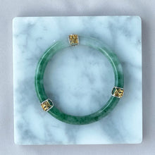 Load image into Gallery viewer, 70355 54.5mm Chantilly Lace Series Slim Cut Green Rounded Jadeite Bangle
