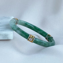 Load image into Gallery viewer, 70355 54.5mm Chantilly Lace Series Slim Cut Green Rounded Jadeite Bangle

