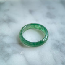 Load image into Gallery viewer, 62333 20mm Emerald Green Type A Jadeite Ring
